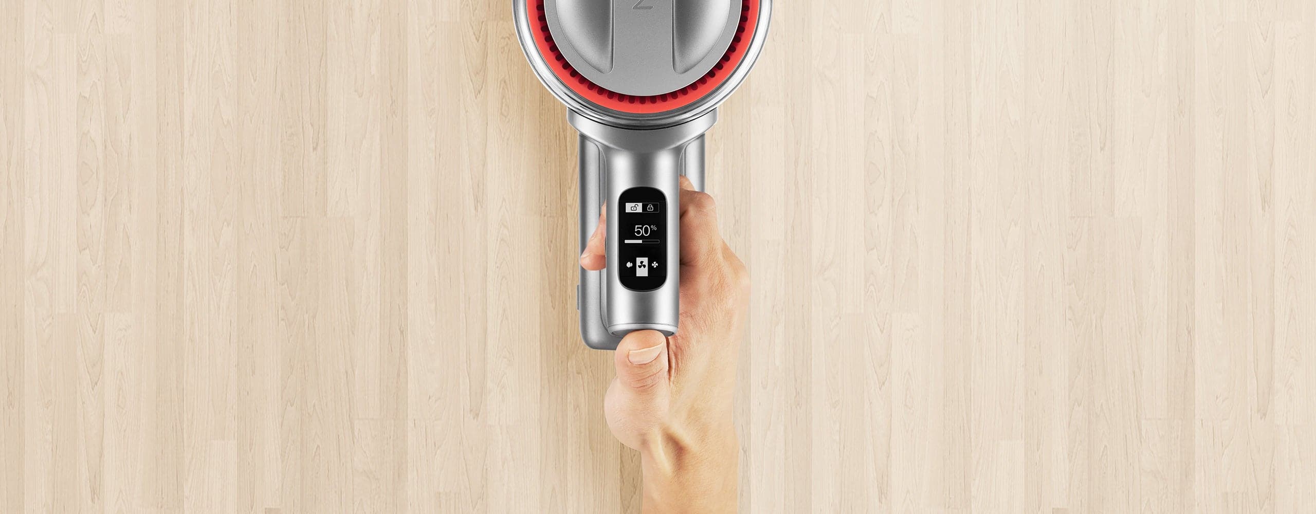 Roborock H6's bright easy-view OLED screen including battery level, remaining time, selected mode and more Roborock H6's bright easy-view OLED screen including battery level, remaining time, selected mode and more